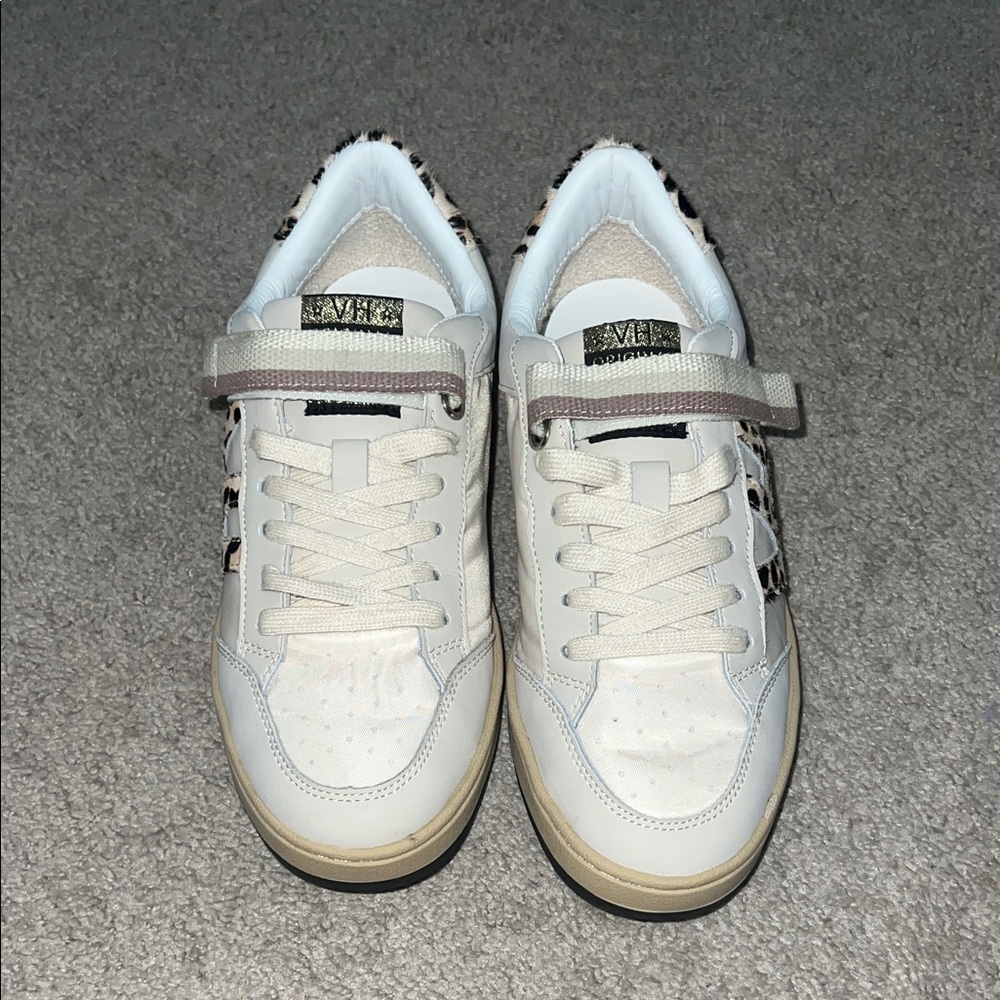 Vintage Havana Next Sneakers